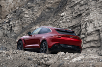 Aston Martin DBX photo