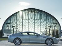 Aston Martin Rapide photo