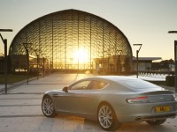 Aston Martin Rapide photo