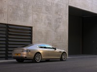 Aston Martin Rapide photo