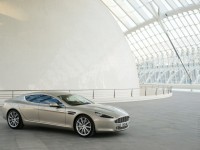 Aston Martin Rapide photo