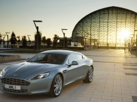 Aston Martin Rapide photo