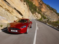 Aston Martin Rapide photo