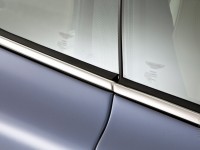 Aston Martin Rapide photo